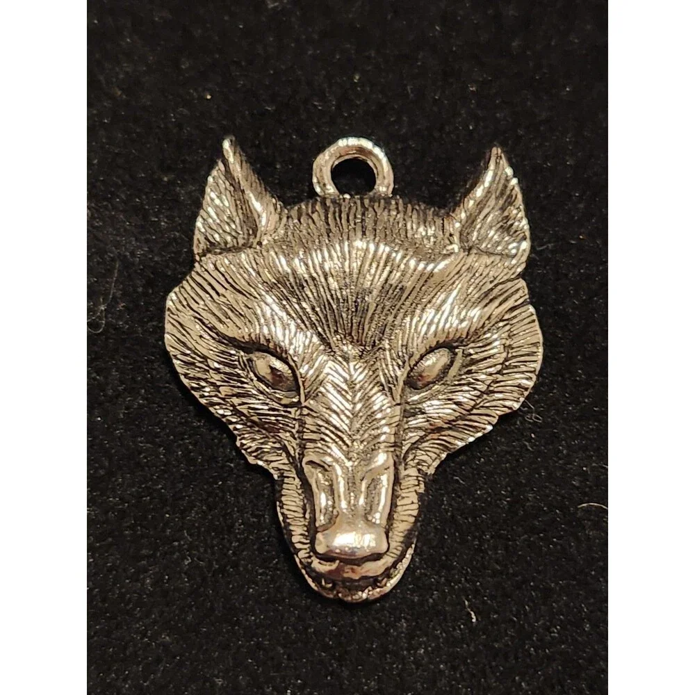 Vintage Wolf Head Pewter Pendant Charm Signed G&S © 93 Animal Jewelry